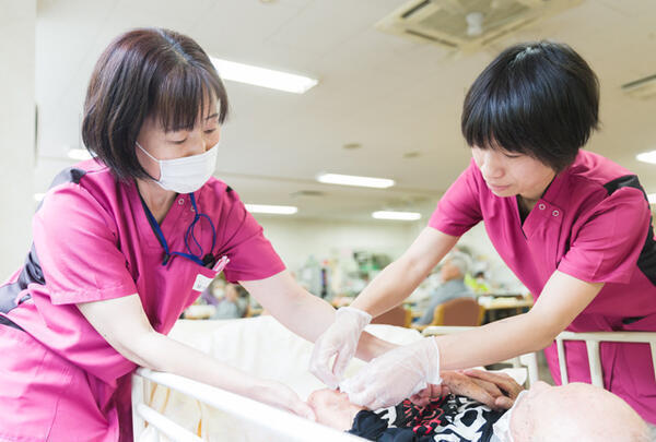 医療法人和光会　ファミリーケア長良（パート）の介護福祉士求人メイン写真2