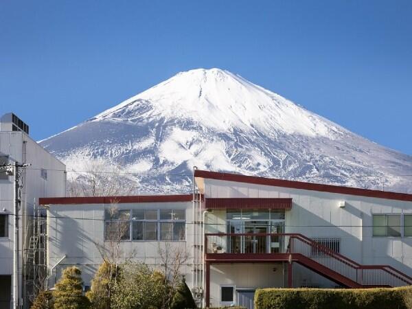 富士山麓病院 介護医療院（庶務/常勤）の一般事務求人メイン写真1