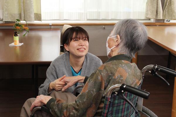 地域密着型有料老人ホーム 蹈青（常勤）の介護福祉士求人メイン写真2