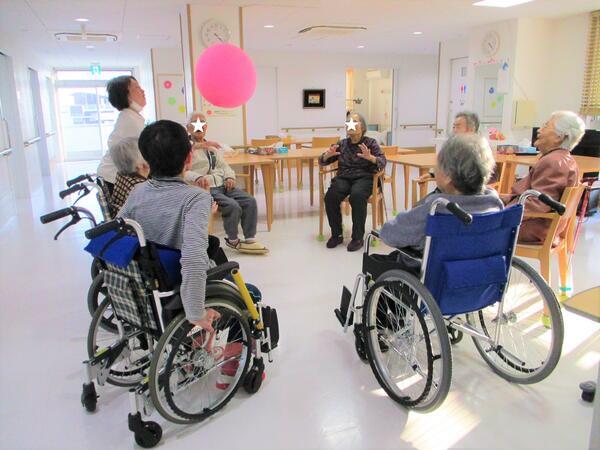 介護老人福祉施設ケアホーム足立（生活相談員/常勤）のケアマネジャー求人メイン写真2