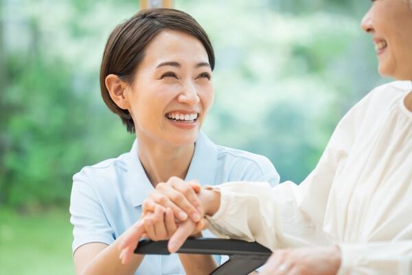 サービス付高齢者住宅 フォンテーヌ相模原南橋本（常勤）の介護福祉士求人メイン写真1